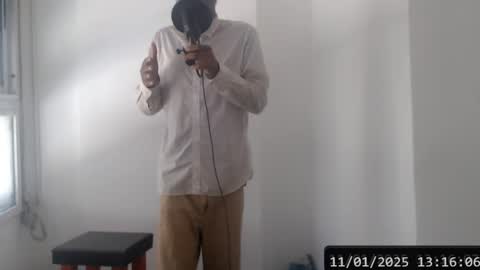 Snapshot of masterdomfuck chatting on 01/11/25, 04:14 Masterdomfuck online show from 01/11/25, 04:14