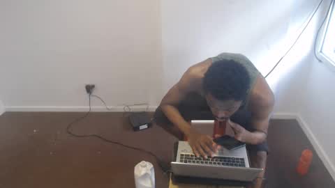 Snapshot of masterdomfuck chatting on 01/16/25, 06:59 Masterdomfuck online show from 01/16/25, 06:59