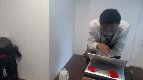 Snapshot of masterdomfuck chatting on 01/19/25, 08:09 Masterdomfuck online show from 01/19/25, 08:09