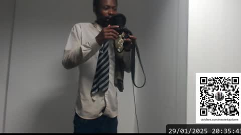 Snapshot of masterdomfuck chatting on 01/29/25, 11:35 Masterdomfuck online show from 01/29/25, 11:35