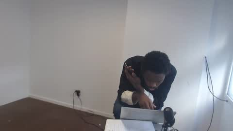 Snapshot of masterdomfuck chatting on 02/13/25, 06:48 Masterdomfuck online show from 02/13/25, 06:48