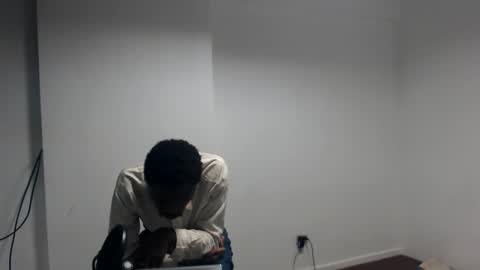 Snapshot of masterdomfuck chatting on 02/14/25, 02:07 Masterdomfuck online show from 02/14/25, 02:07