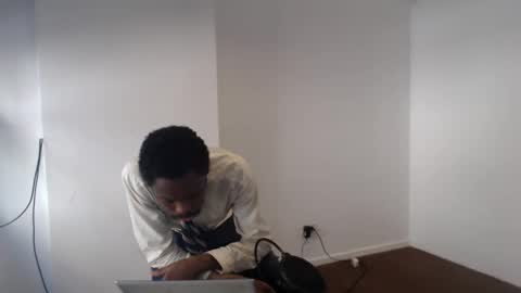 Snapshot of masterdomfuck chatting on 02/15/25, 05:39 Masterdomfuck online show from 02/15/25, 05:39