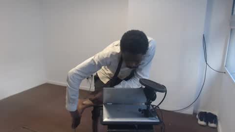 Snapshot of masterdomfuck chatting on 02/16/25, 09:38 Masterdomfuck online show from 02/16/25, 09:38