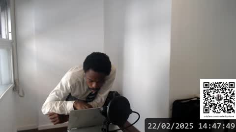 Snapshot of masterdomfuck chatting on 02/22/25, 05:46 Masterdomfuck online show from 02/22/25, 05:46