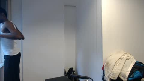 Snapshot of masterdomfuck chatting on 03/06/25, 09:09 Masterdomfuck online show from 03/06/25, 09:09