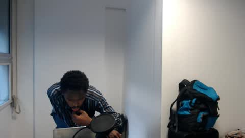 Snapshot of masterdomfuck chatting on 03/10/25, 09:40 Masterdomfuck online show from 03/10/25, 09:40