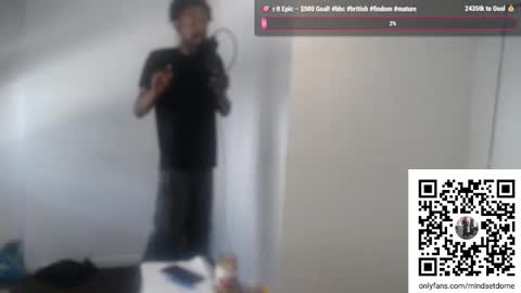 Snapshot of masterdomfuck chatting on 10/04/25, 04:27 Masterdomfuck online show from 10/04/25, 04:27