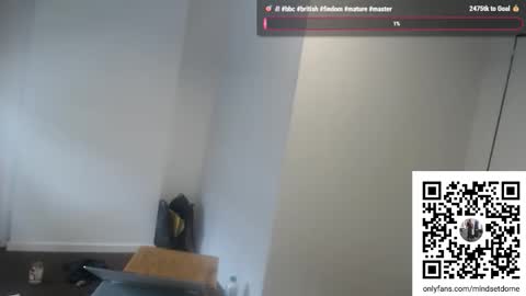 Snapshot of masterdomfuck chatting on 10/05/25, 04:38 Masterdomfuck online show from 10/05/25, 04:38