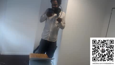 Snapshot of masterdomfuck chatting on 10/11/25, 01:53 Masterdomfuck online show from 10/11/25, 01:53