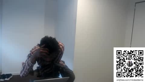 Snapshot of masterdomfuck chatting on 10/19/25, 02:18 Masterdomfuck online show from 10/19/25, 02:18