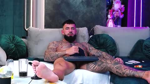 masterkingofmuscle online show from 12/17/24, 03:39