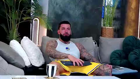 masterkingofmuscle online show from 12/04/25, 08:01