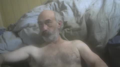 Snapshot of mastermichael24 chatting on 01/27/25, 03:37 mastermichael24 online show from 01/27/25, 03:37