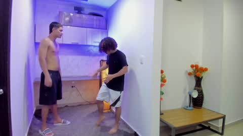 Team Cris Darwin- Fernando- Stiven- David online show from 01/25/25, 11:44