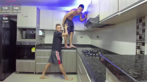 Team Cris Darwin- Fernando- Stiven- David online show from 02/11/25, 11:21