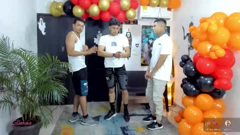 Team Cris Darwin- Fernando- Stiven- David online show from 10/22/25, 11:21