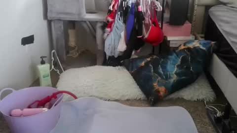 alex online show from 04/19/26, 07:27