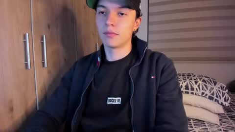 Snapshot of mastrangelo_x chatting on 09/23/25, 02:47 mastrangelo_x online show from 09/23/25, 02:47