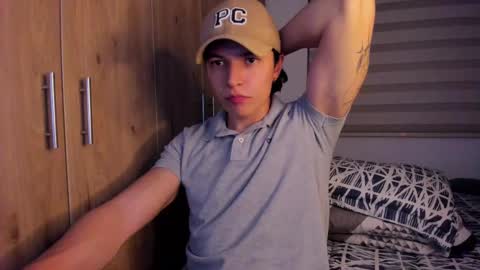 Snapshot of mastrangelo_x chatting on 10/08/25, 04:21 mastrangelo_x online show from 10/08/25, 04:21