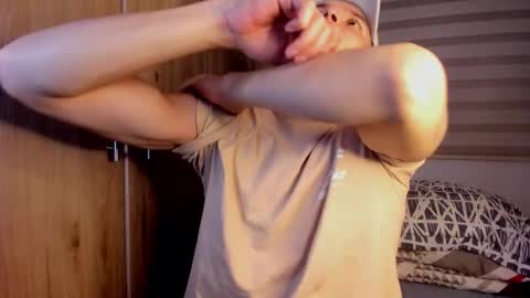 Snapshot of mastrangelo_x chatting on 01/09/26, 05:10 mastrangelo_x online show from 01/09/26, 05:10