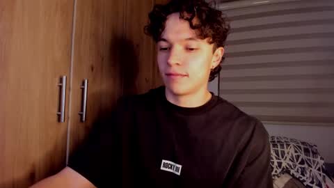 Snapshot of mastrangelo_x chatting on 01/10/26, 05:09 mastrangelo_x online show from 01/10/26, 05:09