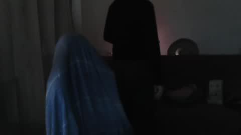 mat11efou online show from 12/15/25, 07:40