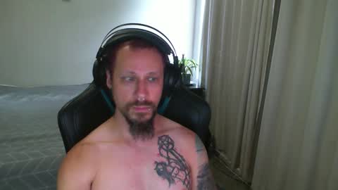 Snapshot of matchy666 chatting on 01/01/25, 05:43 Matchy online show from 01/01/25, 05:43