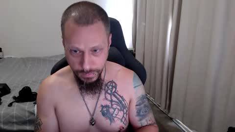 Snapshot of matchy666 chatting on 10/19/25, 11:27 Matchy online show from 10/19/25, 11:27