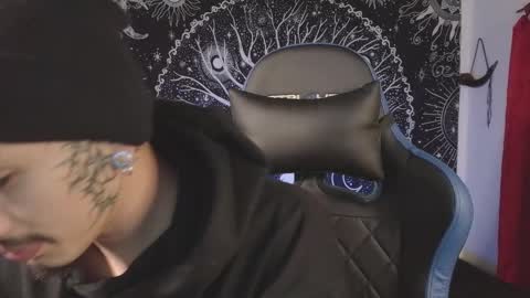 Snapshot of mateo60_ chatting on 10/25/25, 12:40 Mateo online show from 10/25/25, 12:40