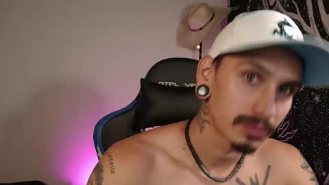 Snapshot of mateo60_ chatting on 11/27/25, 03:08 Mateo online show from 11/27/25, 03:08