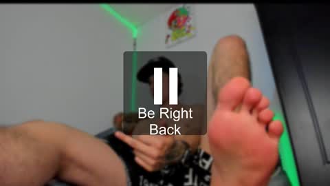 mateo_escobar online show from 12/13/25, 07:53