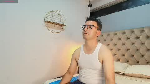 Snapshot of mateo_gomez_ chatting on 05/16/26, 07:56 Mateo Gomez online show from 05/16/26, 07:56