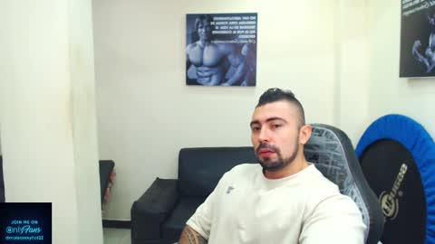 Mateo online show from 10/19/25, 03:01