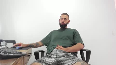 Snapshot of matheusbeard2 chatting on 12/28/24, 09:08 Matheus     online show from 12/28/24, 09:08