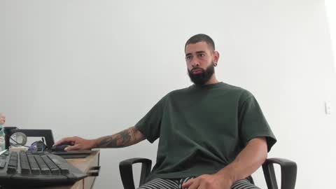 Snapshot of matheusbeard2 chatting on 01/03/25, 03:44 Matheus     online show from 01/03/25, 03:44
