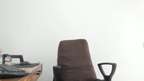 Snapshot of matheusbeard2 chatting on 01/09/25, 06:57 Matheus     online show from 01/09/25, 06:57