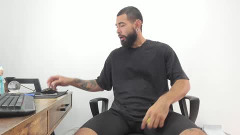Snapshot of matheusbeard2 chatting on 02/08/25, 04:36 Matheus     online show from 02/08/25, 04:36