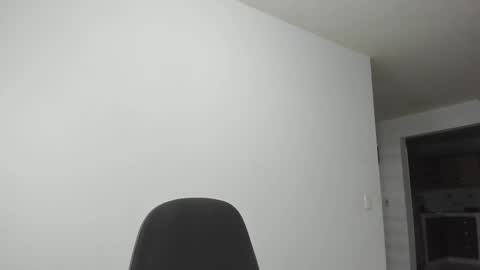 Snapshot of matheusbeard2 chatting on 09/10/25, 04:23 Matheus     online show from 09/10/25, 04:23