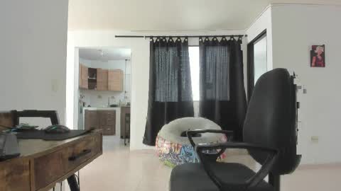 Matheus     online show from 04/12/26, 04:56