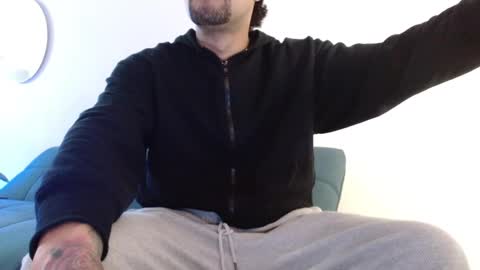 STRURIBE ON INSTAGRAM online show from 02/17/26, 01:40