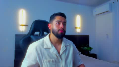 Mathew Flintt  online show from 04/12/26, 09:31