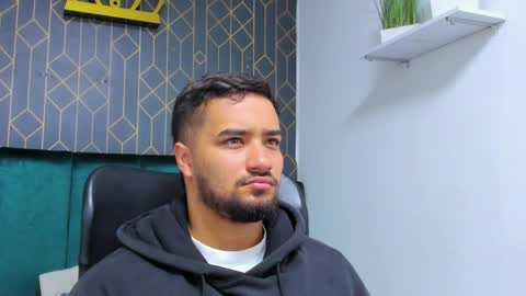 Mathews online show from 04/08/26, 11:21