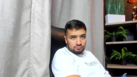 Snapshot of mathews_colton1 chatting on 06/11/26, 11:41 Mathews online show from 06/11/26, 11:41