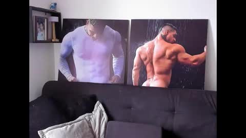 Snapshot of mathews_roses chatting on 11/20/25, 05:34 Marck Mathews online show from 11/20/25, 05:34