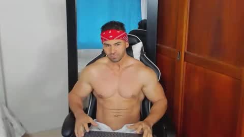 mathews_smith online show from 09/18/25, 12:07