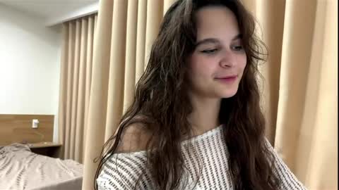 Monika online show from 06/01/26, 03:25
