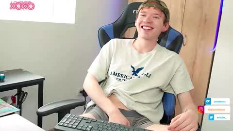 Alejandro Alex online show from 10/28/25, 03:25