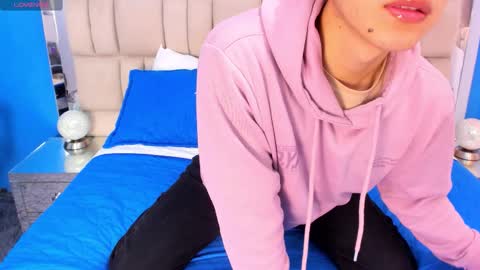 Matias Jeong  online show from 11/22/25, 01:10