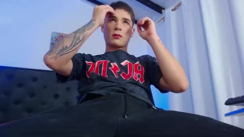 Mati online show from 01/16/26, 01:59